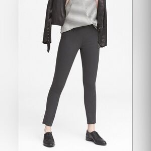 Banana Republic Heathered Devon Legging Fit Pants - Size 4 Petite